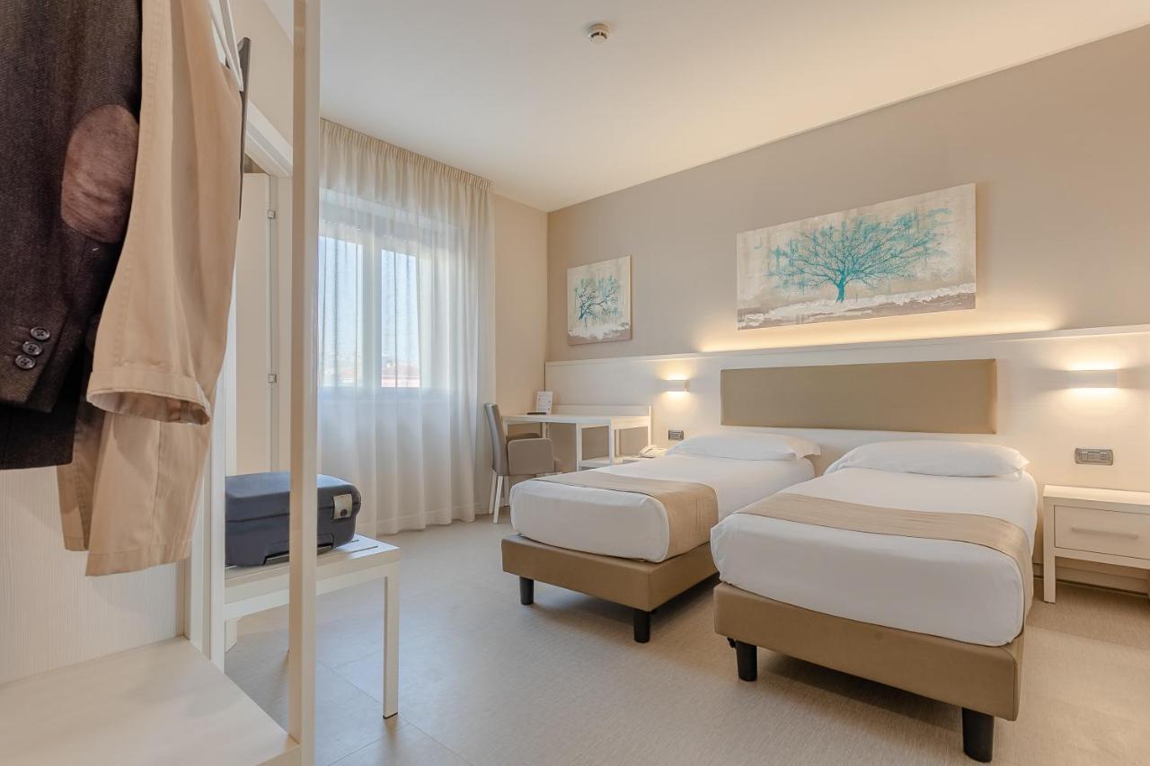 Hotel Concorde Camerano Værelse billede