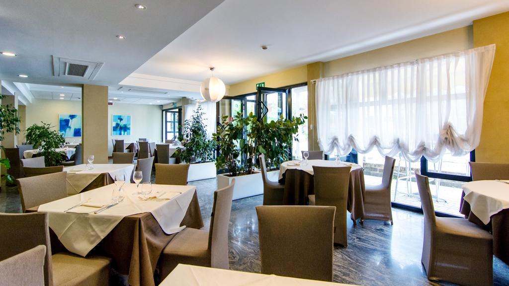 Hotel Concorde Camerano Eksteriør billede