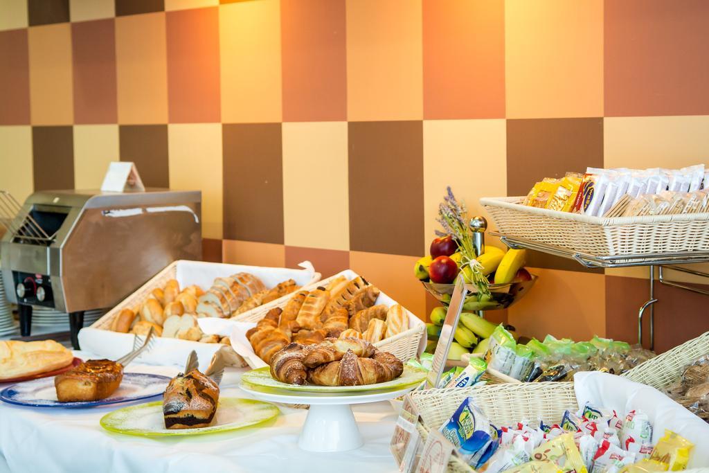 Hotel Concorde Camerano Eksteriør billede